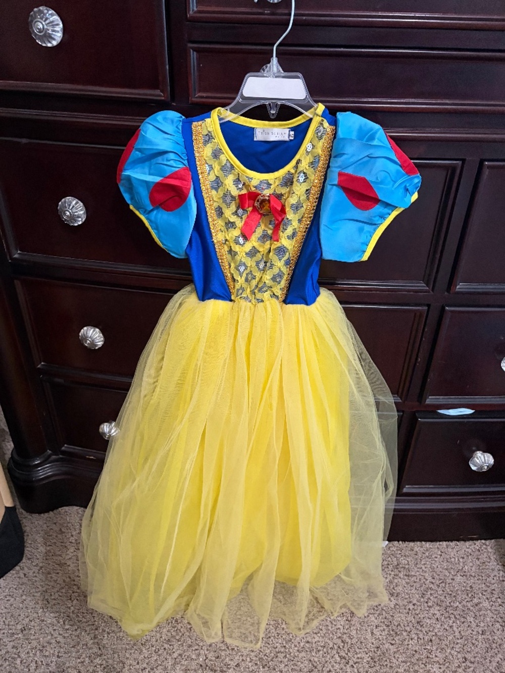 Trish Scully Snow White dress size 6